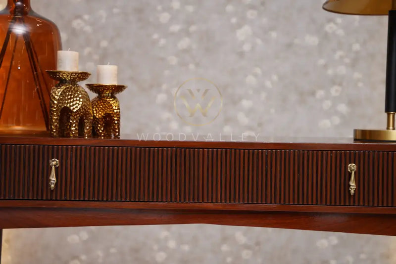 Hansen Console tables