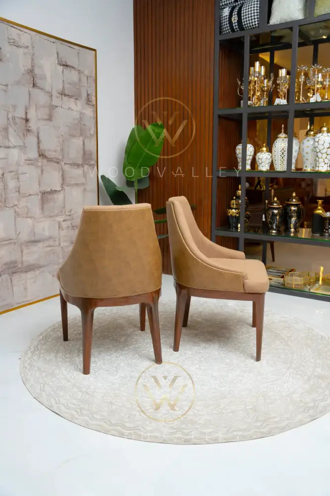 Round Eros Dining Dining