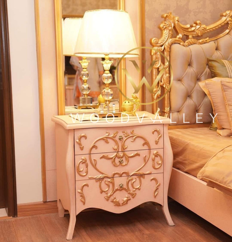 White Gold Crown Bed Set-woodvalley